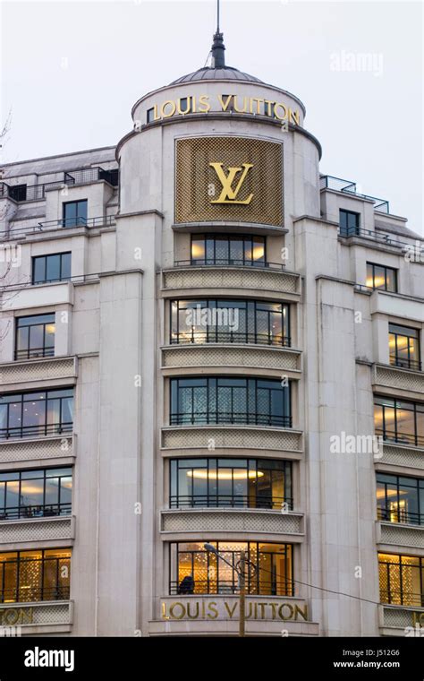 champs elysees louis vuitton store|Louis Vuitton outlet in paris.